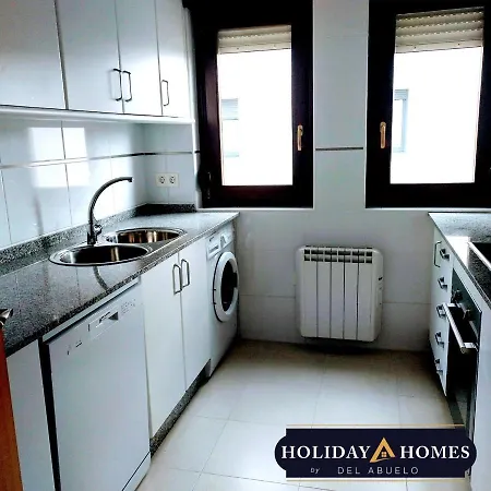 Homes Figueras Vut Castropol